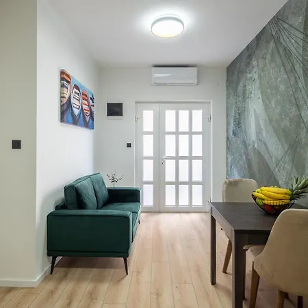 Aparthotel Vipo Seget