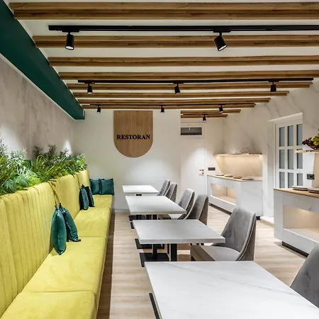 Vipo Seget Hotel apartamentowy *