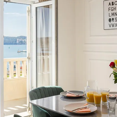 Vipo Seget Hotel apartamentowy Donji Seget