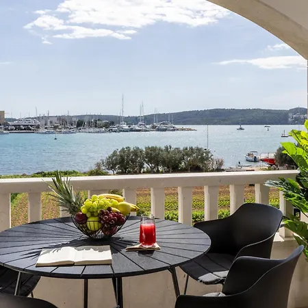 Vipo Seget Hotel apartamentowy *