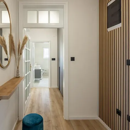 Hotel apartamentowy Vipo Seget *