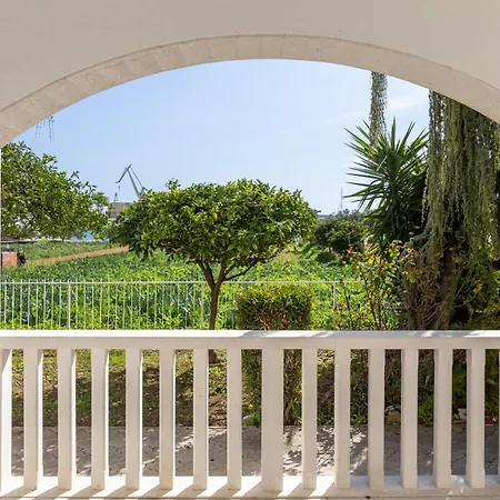 Hotel apartamentowy Vipo Seget Donji Seget